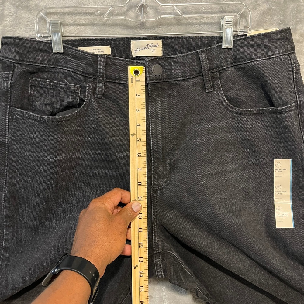 Universal Thread Flare Jeans Womens 17 Black High Rise Denim Regular New - Picture 4 of 10
